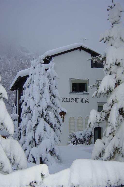 Rustica