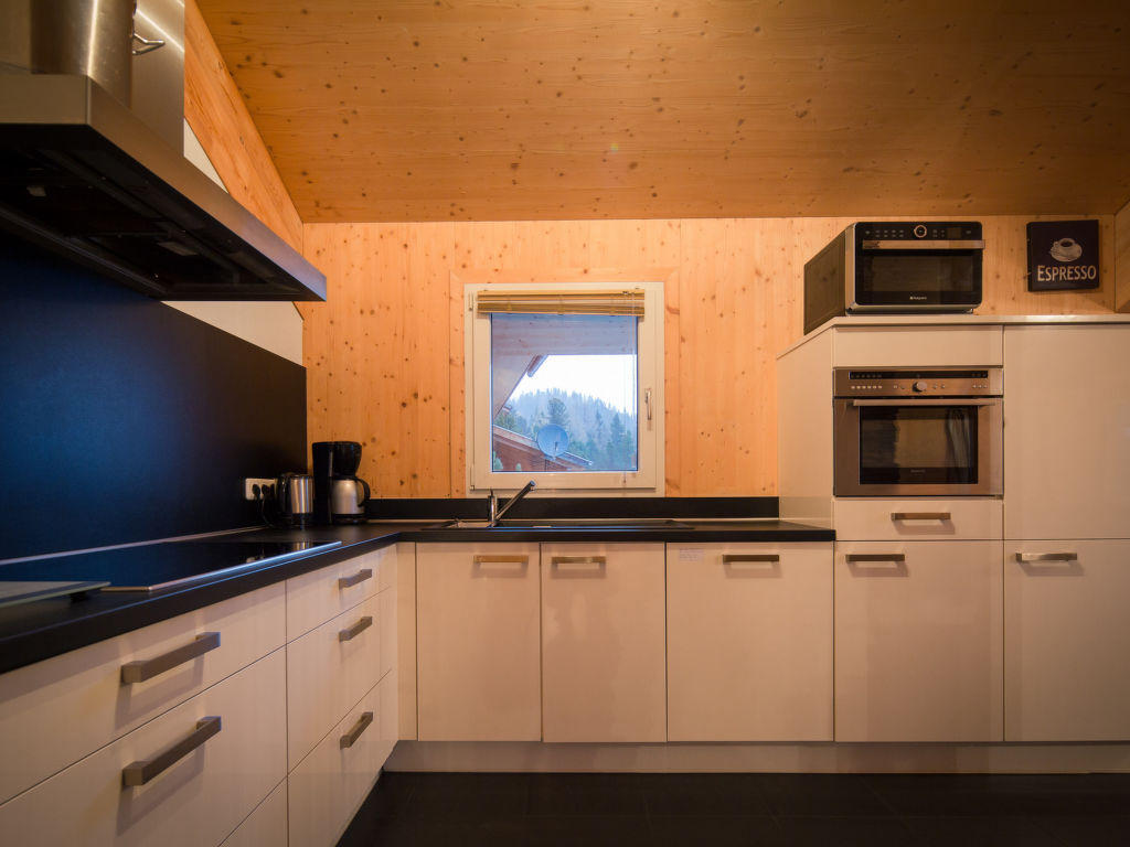 #34 mit IR-Sauna und Sprudelbad innen