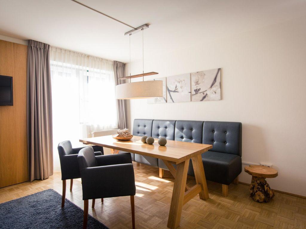 #12 mit Balkon