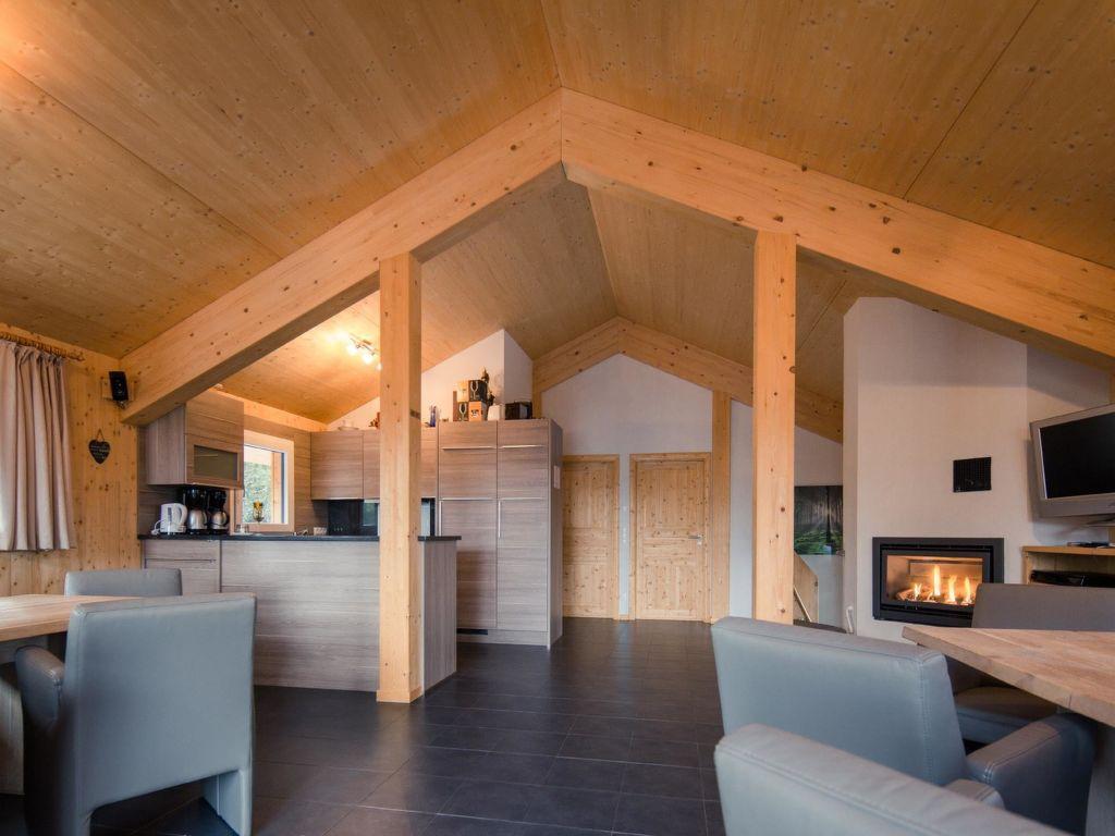 #27 mit IR-Sauna und Sprudelbad Innen