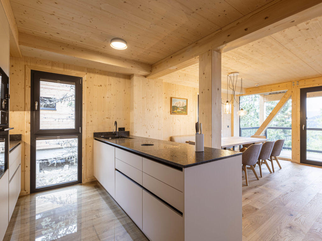 Superior #23 with Sauna & Hot Tub