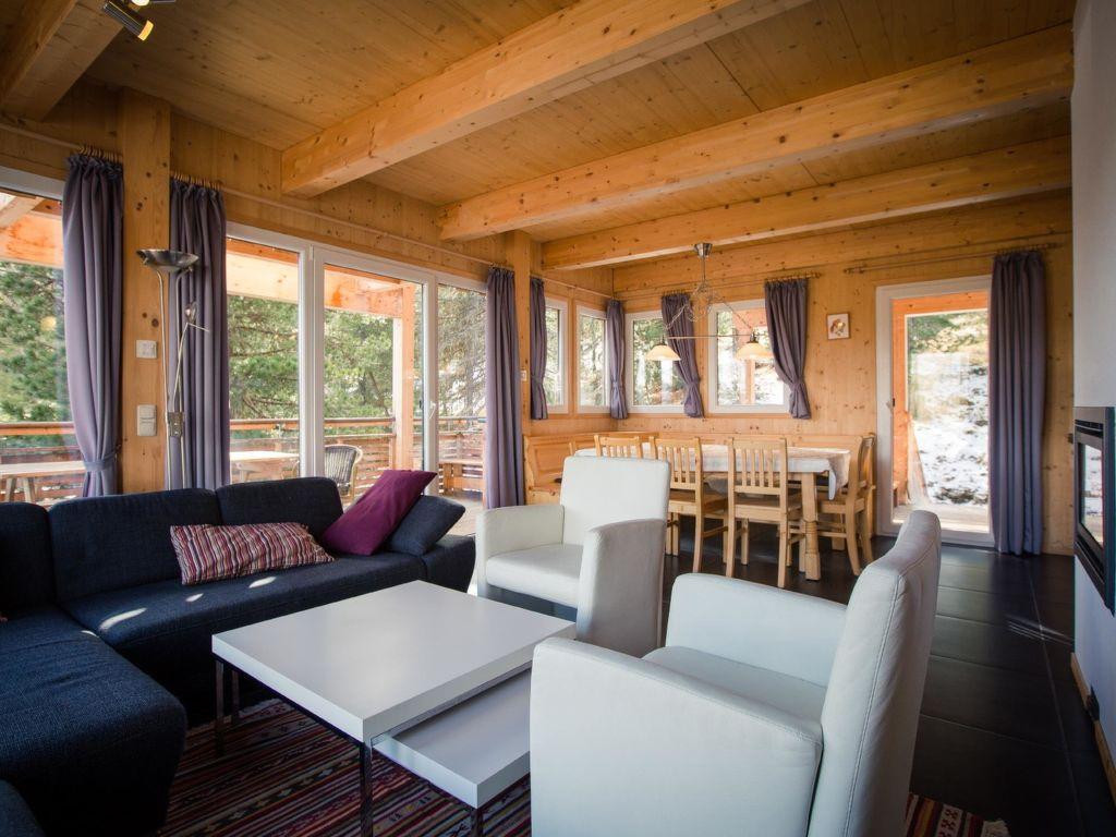 #9 mit IR-Sauna & Sprudelwanne Innen
