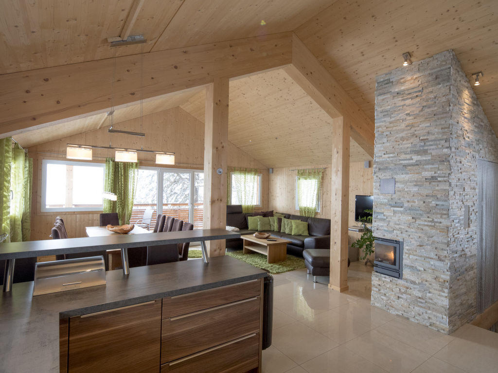 #38 mit IR-Sauna und Sprudelbad innen
