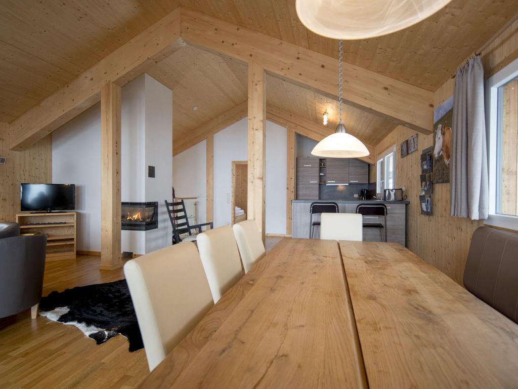 #46 mit IR-Sauna und Sprudelbad innen