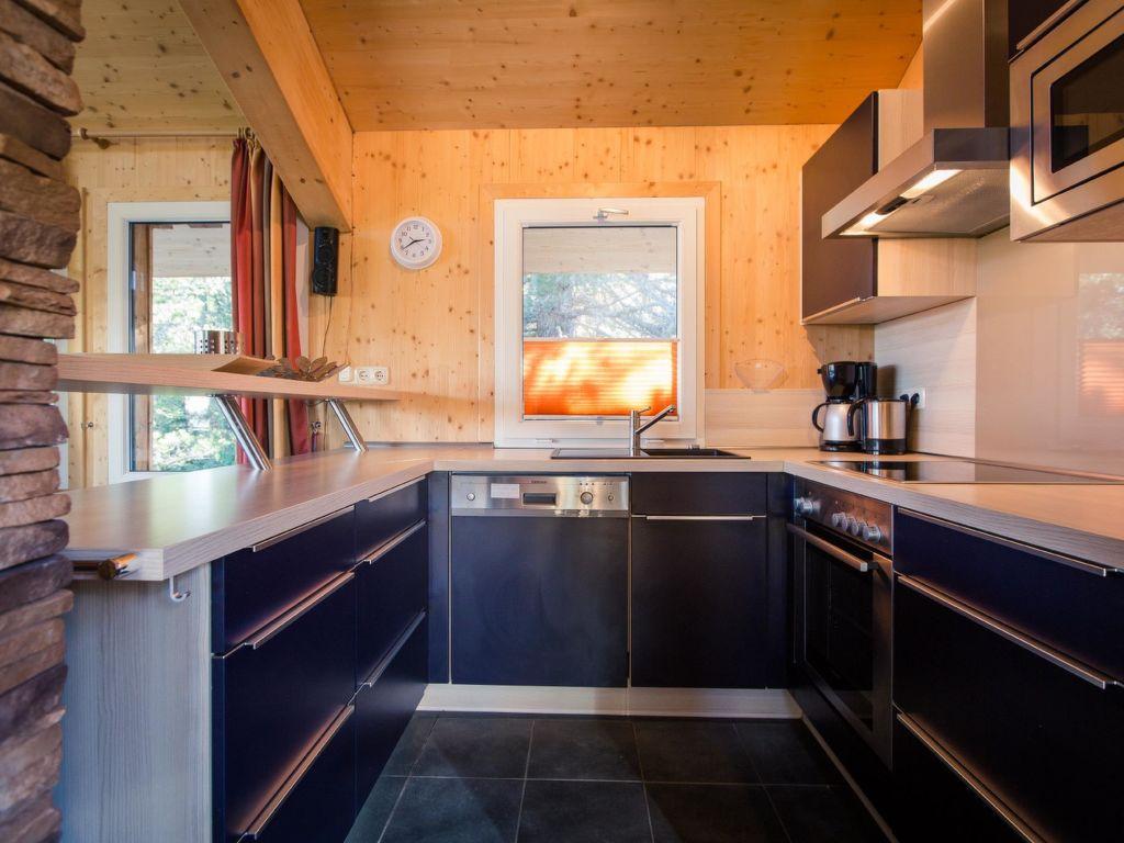 #24 mit IR-Sauna & Sprudelwanne Innen